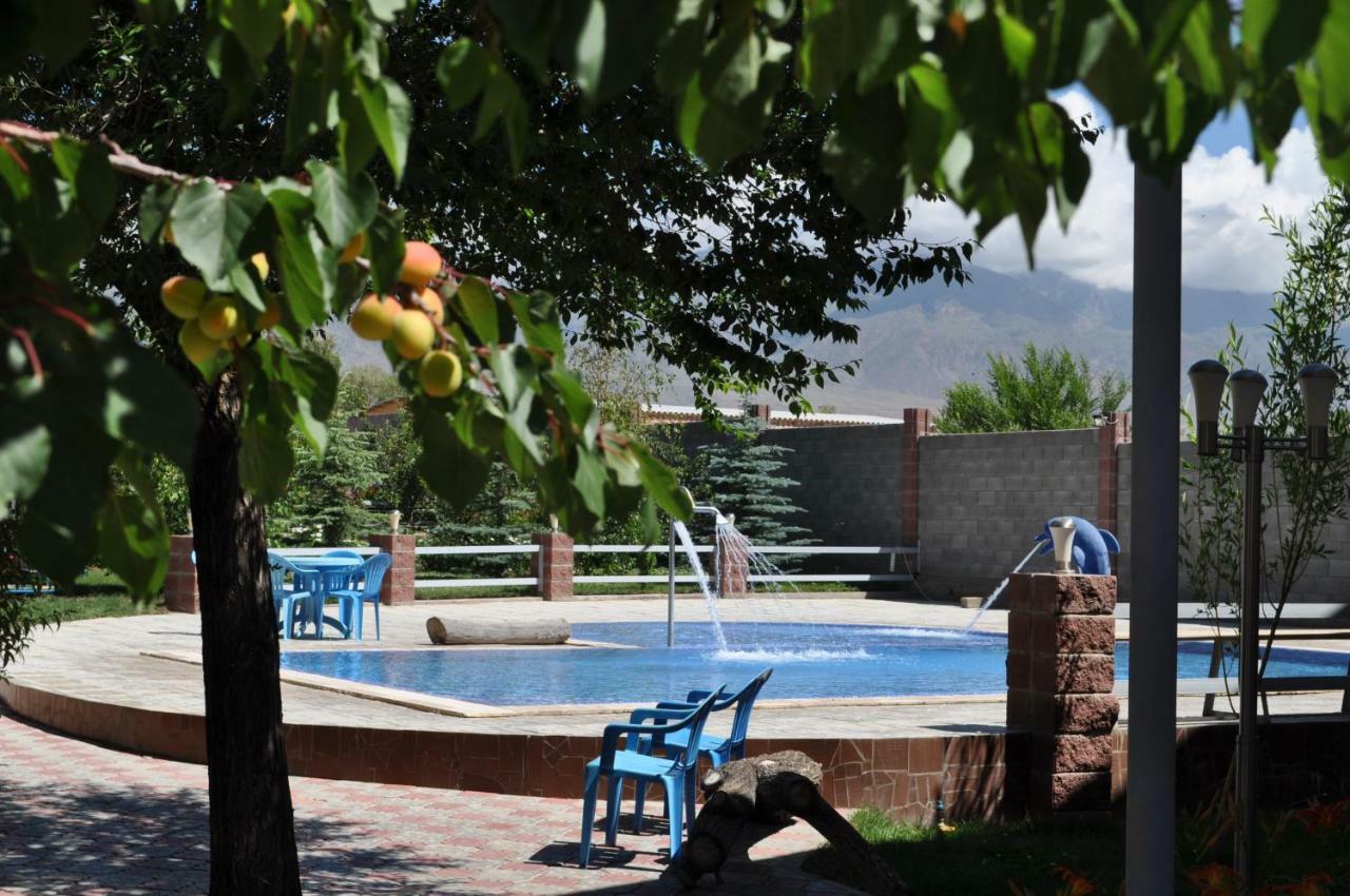 Zlata Inn Tamchy 외부 사진